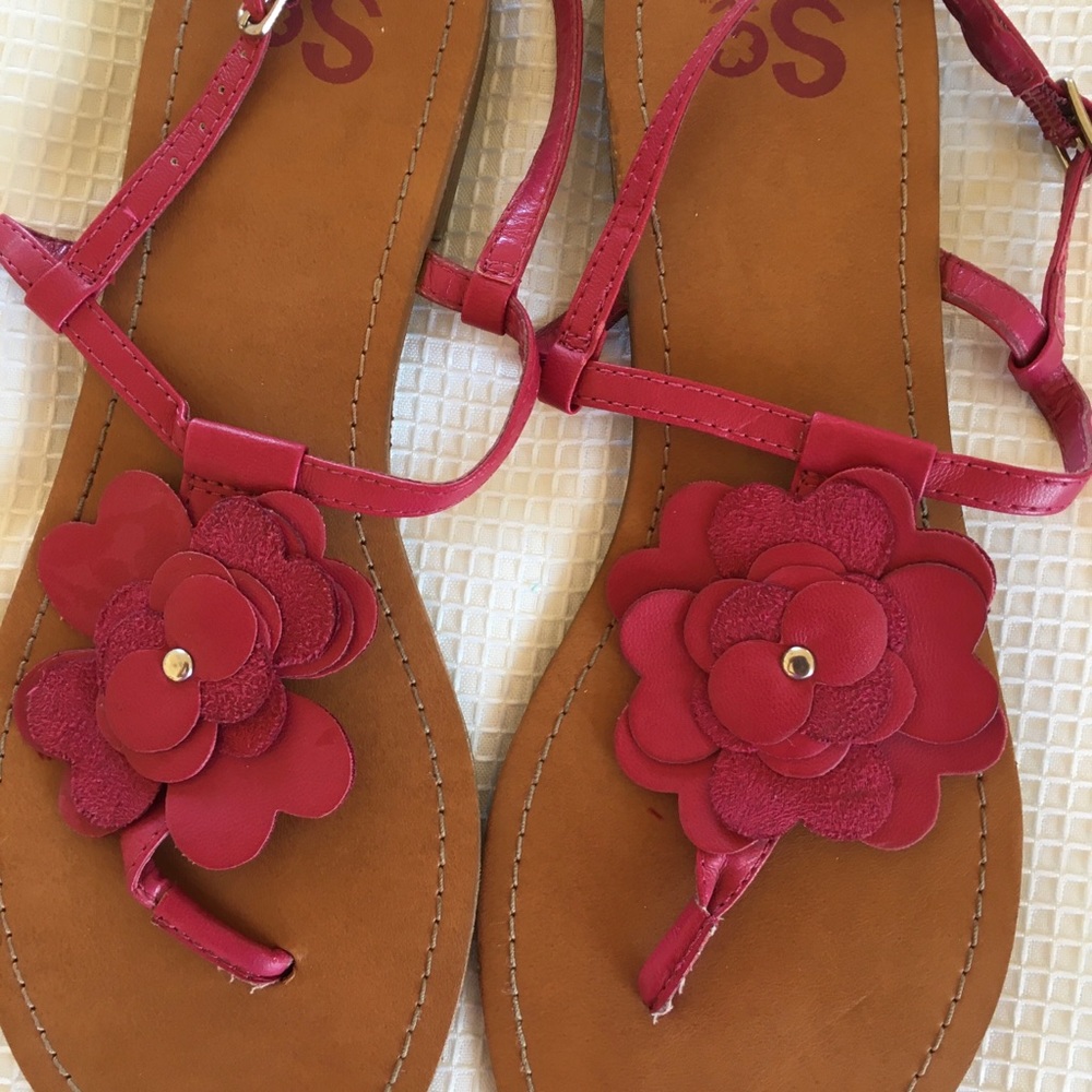 Leather sandals